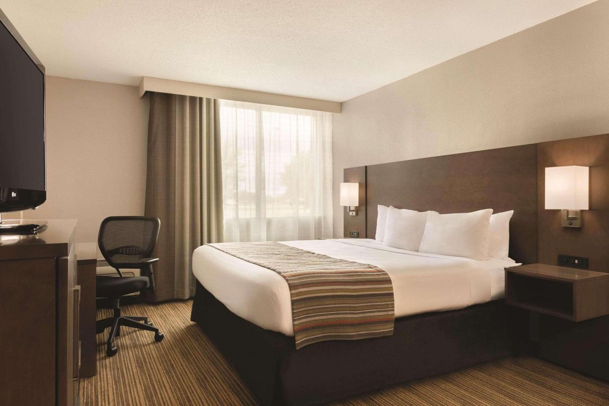 Country Inn & Suites By Radisson, Fergus Falls, Mn Extérieur photo
