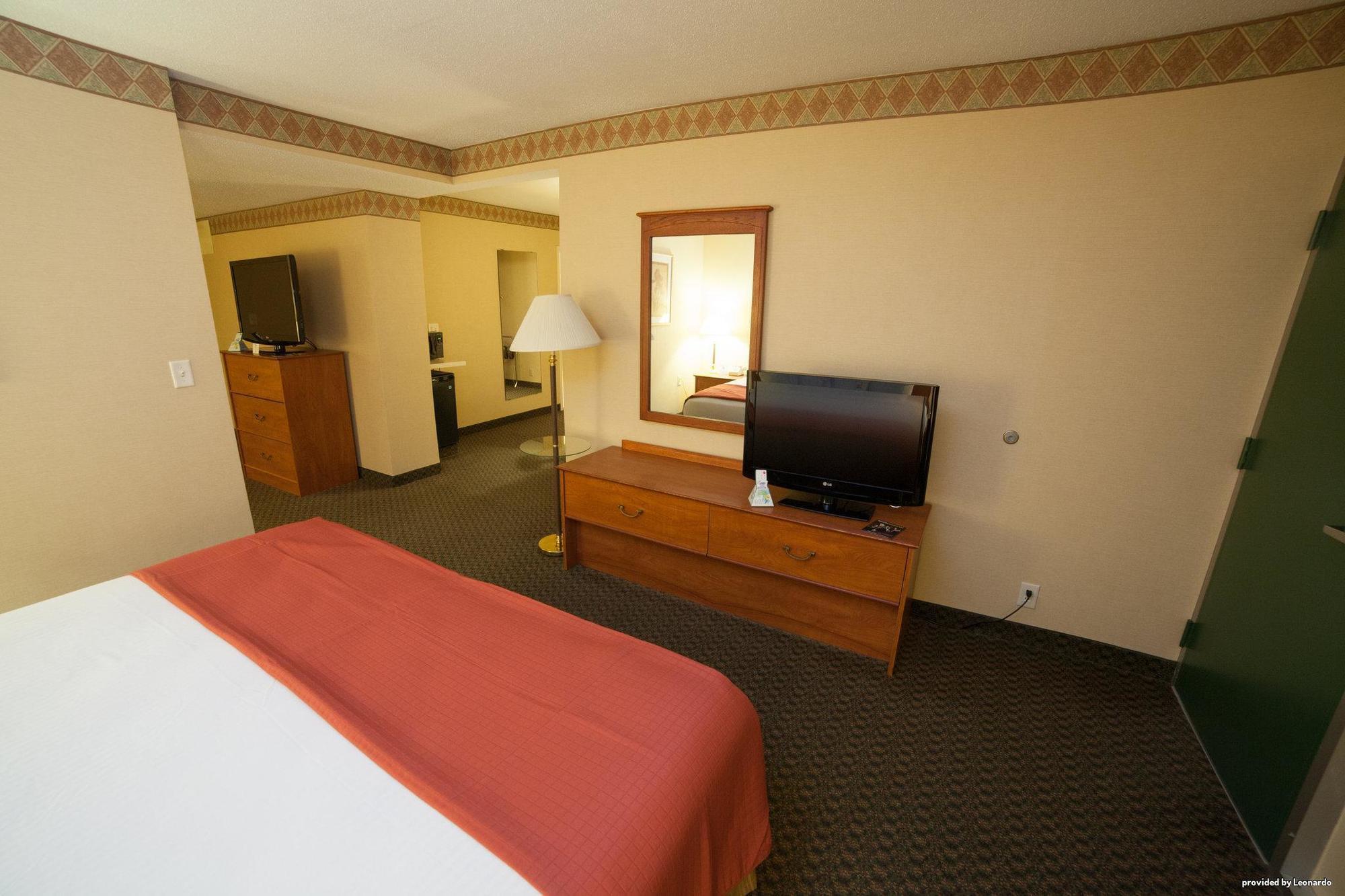 Country Inn & Suites By Radisson, Fergus Falls, Mn Extérieur photo