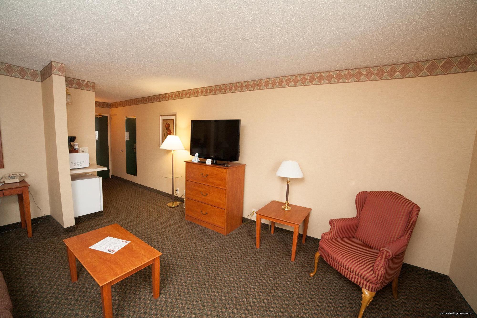 Country Inn & Suites By Radisson, Fergus Falls, Mn Extérieur photo